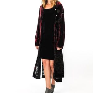 CITRON SANTA MONICA SILK-BLEND DUSTER IN BURGUNDY